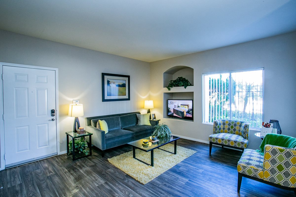 Vintage at The Lakes Apartment Homes
